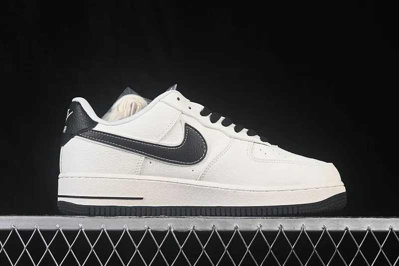All categories Nk Air Force 1 Air Force series Nk Air Force 1 Low Air Force low-top Nike Air Force 1'07 Low joint model Air Force 1 low-top casual sneakers DN9688-101